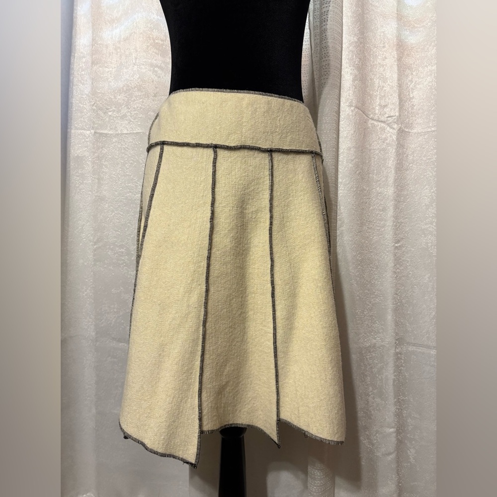 Chic Cream A-Line Skirt with Contrast Stitching